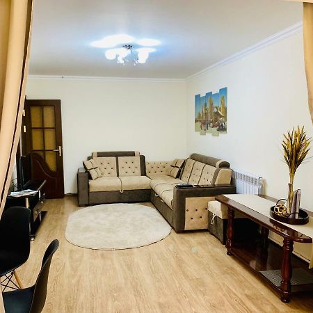 Samarkand Apartment Esterno foto